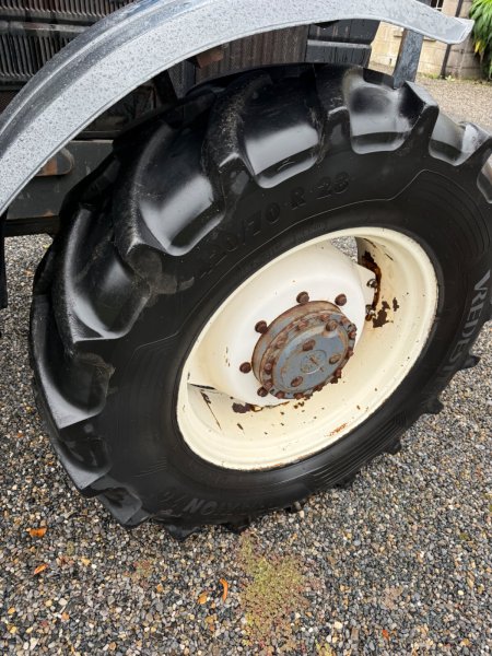 1996 New Holland 8340 - photo 10