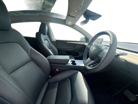 2022 Tesla Model Y - photo 18