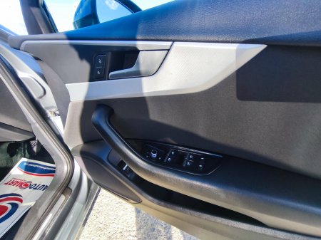 2017 Audi A4 - photo 16
