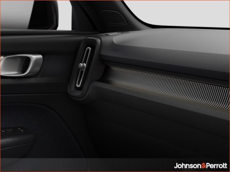 2027 Volvo EX40 - photo 16