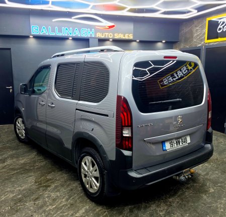 2019 Peugeot Rifter - photo 2
