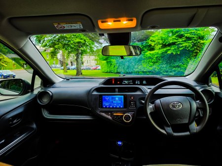 2020 Toyota Aqua - photo 18