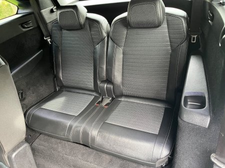 2025 Peugeot 5008 - photo 18