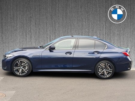 2026 BMW 3-Series - photo 3
