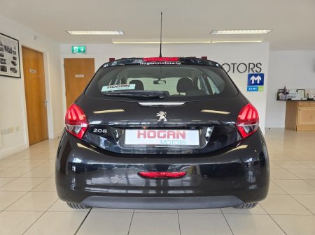 2018 Peugeot 208 - photo 5