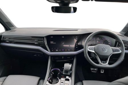 2026 Volkswagen Touareg - photo 10