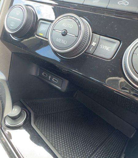 2021 Volkswagen T-Roc - photo 16