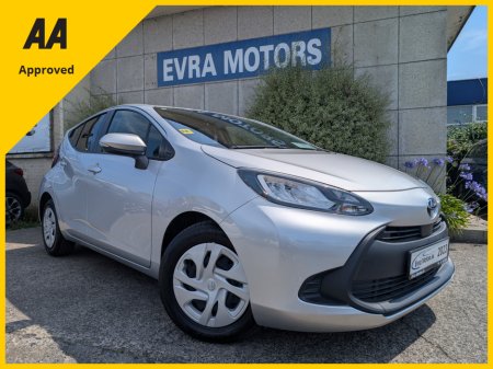 2023 Toyota Aqua X AUTOMATIC HYBRID 1.5 PETROL //REVERSE CAMERA//KEYLESS ENTRY//ADAPTIVE CRUISE CONTROL//