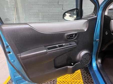 2014 Toyota Yaris - photo 14