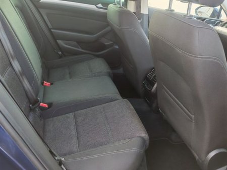 2019 Volkswagen Passat - photo 14