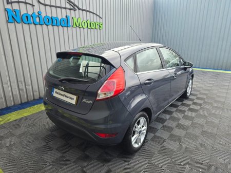 2015 Ford Fiesta - photo 3