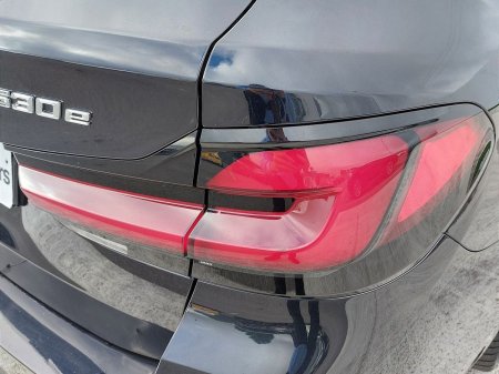 2023 BMW 5-Series - photo 20