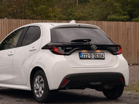 2022 Toyota Yaris - photo 17