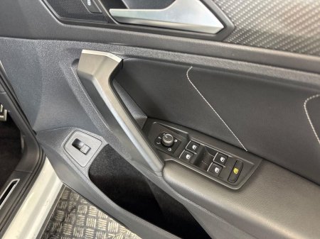 2023 Volkswagen Tiguan - photo 11