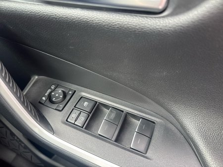 2025 Toyota RAV4 - photo 19