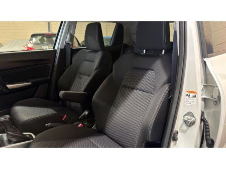 2019 Suzuki Swift - photo 14