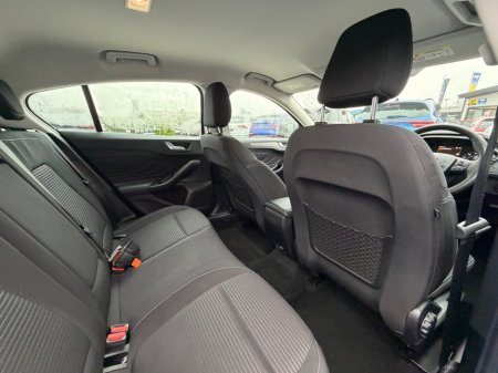 2019 Ford Focus - photo 34