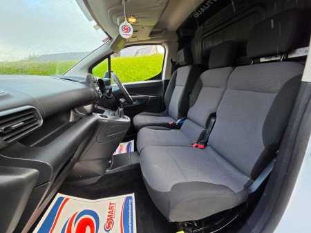 2021 Opel Combo - photo 9