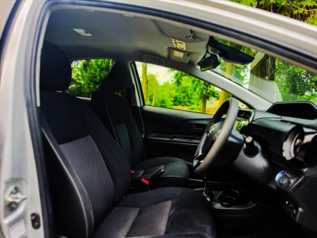 2020 Toyota Aqua - photo 27
