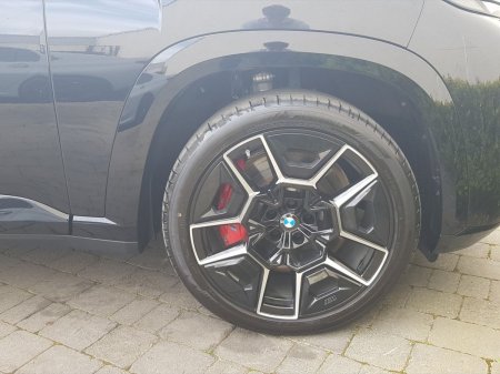 2026 BMW XM - photo 11