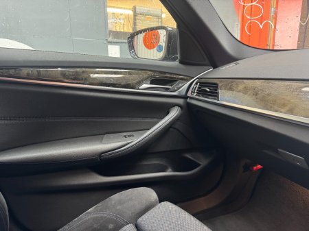 2018 BMW 5-Series - photo 15