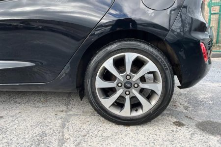 2019 Ford Fiesta - photo 8