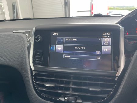 2016 Peugeot 208 - photo 15