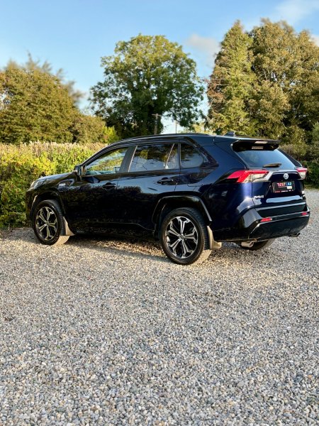 2022 Toyota RAV4 - photo 8