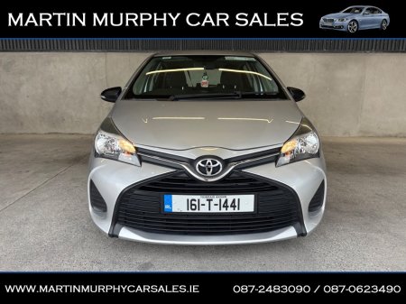 2016 Toyota Yaris - photo 2