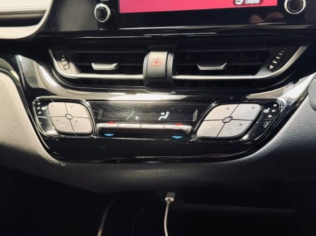 2020 Toyota C-HR - photo 19
