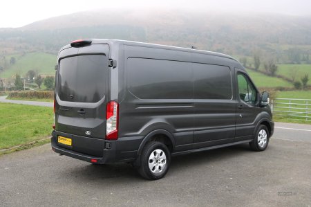2025 Ford Transit - photo 8