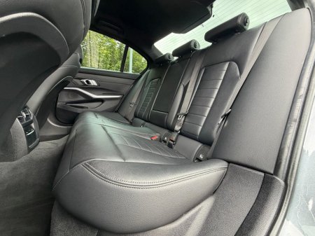 2020 BMW 3-Series - photo 23