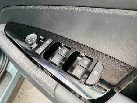 2023 Kia Sportage - photo 25