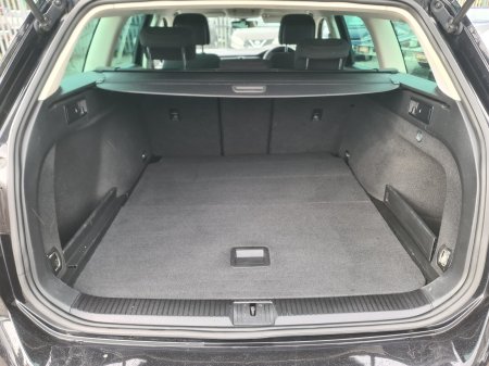 2019 Volkswagen Passat - photo 11