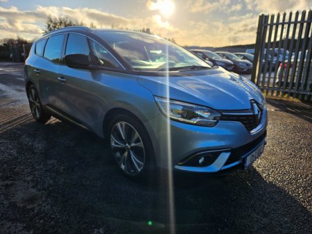 2017 Renault Grand Scenic - photo 3