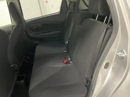 2018 Toyota Yaris - photo 17