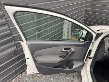 2013 Volkswagen Polo - photo 17
