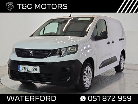 2023 Peugeot Partner *Floored & Shelved* Professional Plus Model  Rear Camera, Parking Sensors, Cruise Control, Apple Car