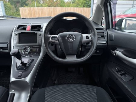 2011 Toyota Auris - photo 18