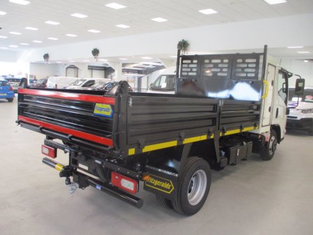 2026 Isuzu NPR - photo 4