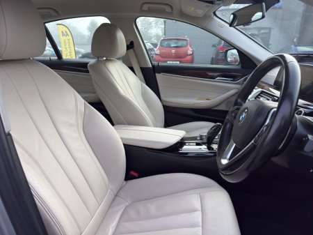 2018 BMW 5-Series - photo 9