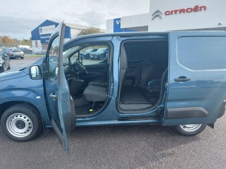 2025 Citroen Berlingo - photo 9