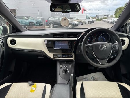 2017 Toyota Auris - photo 8
