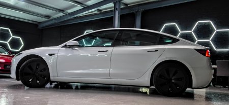 2024 Tesla Model 3 - photo 9