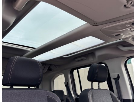 2020 Peugeot Rifter - photo 23