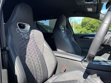 2025 Volkswagen Passat - photo 14