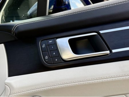 2022 Porsche Panamera - photo 18