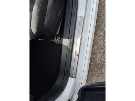 2017 Ford Fiesta - photo 9