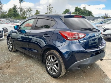 2017 Mazda Demio - photo 4