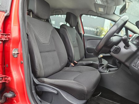 2013 Renault Clio - photo 9